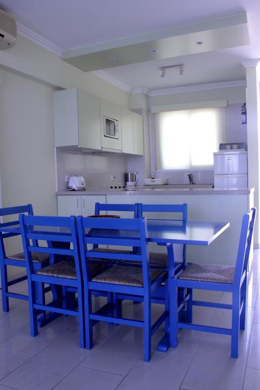 Paphinia Seaview Apartments パ フォス エクステリア 写真